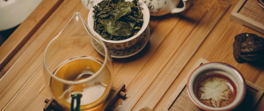 TeaMotions: Midni9ht Mandarin’s Tea Essentials